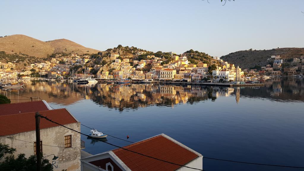 Pitini Konuk evi Simi Dış mekan fotoğraf